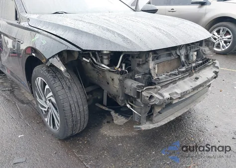 2020 Volkswagen Jetta 1.4T Sel z USA, uszkodzony, nr VIN 3VWEB7BU7LM022519